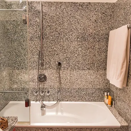 Apartment Chesa Barba Tobago - La Punt-Chamues-ch